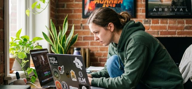 Travailler dans les effets spéciaux loin de Paris sans fermer des portes